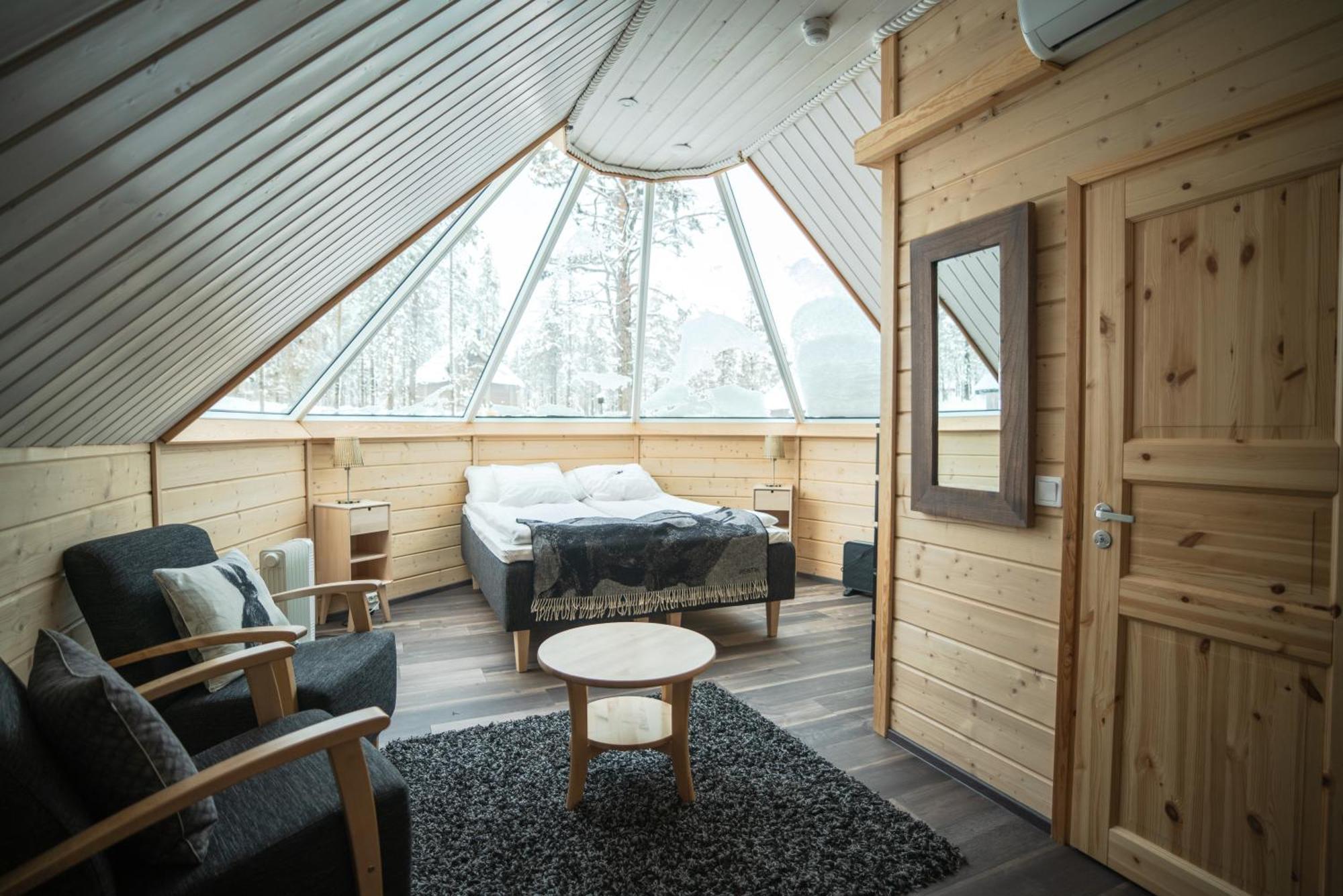 Aurora Cabin